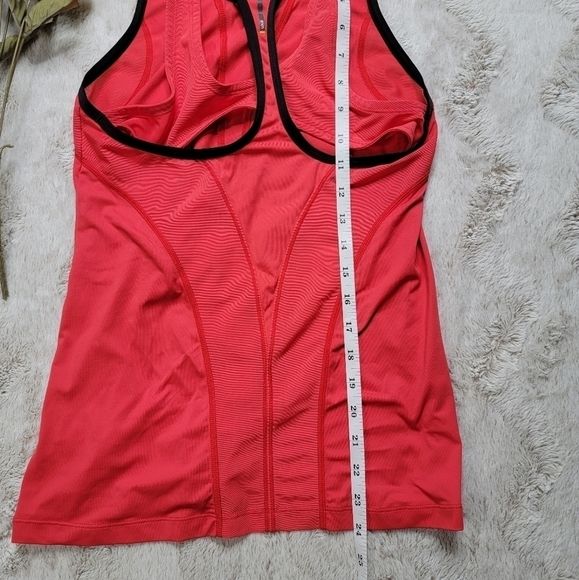✨CL LoleMontreal Red Sleeveless Racerback Atheltic Wear Tank Top Black Trim Sz M - Picture 10 of 11